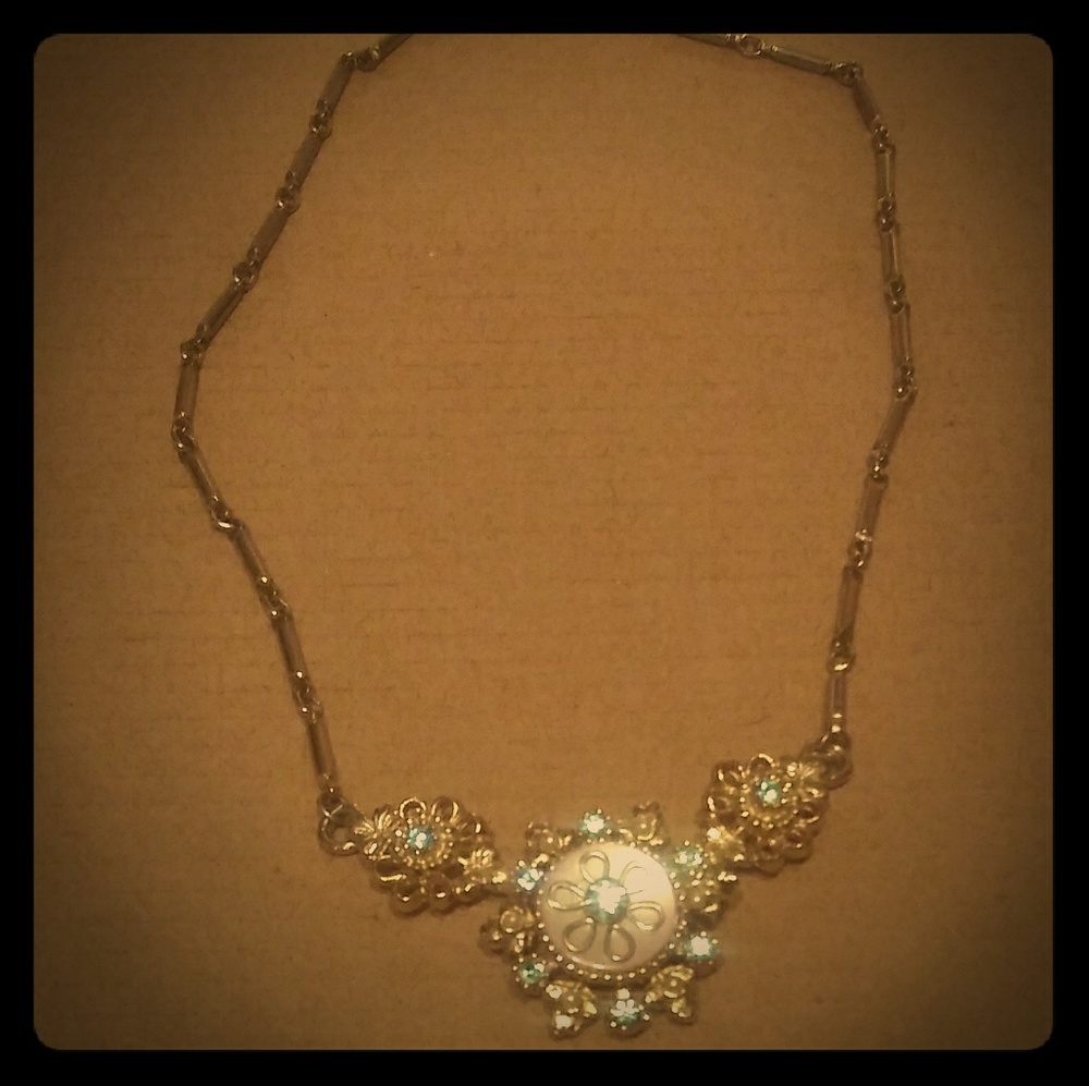 Vintage coro blue stone choker